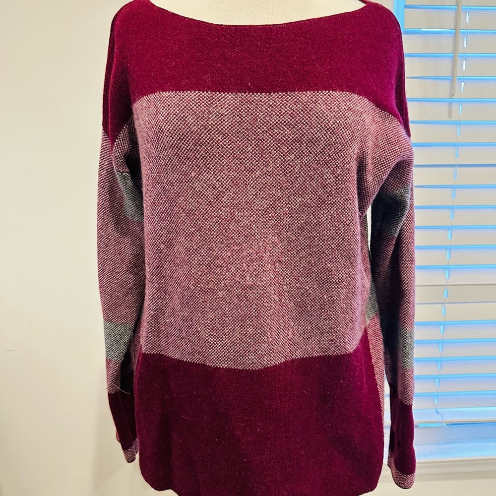 Vince Maroon and Light Pink Colorblock Crewneck Sweater